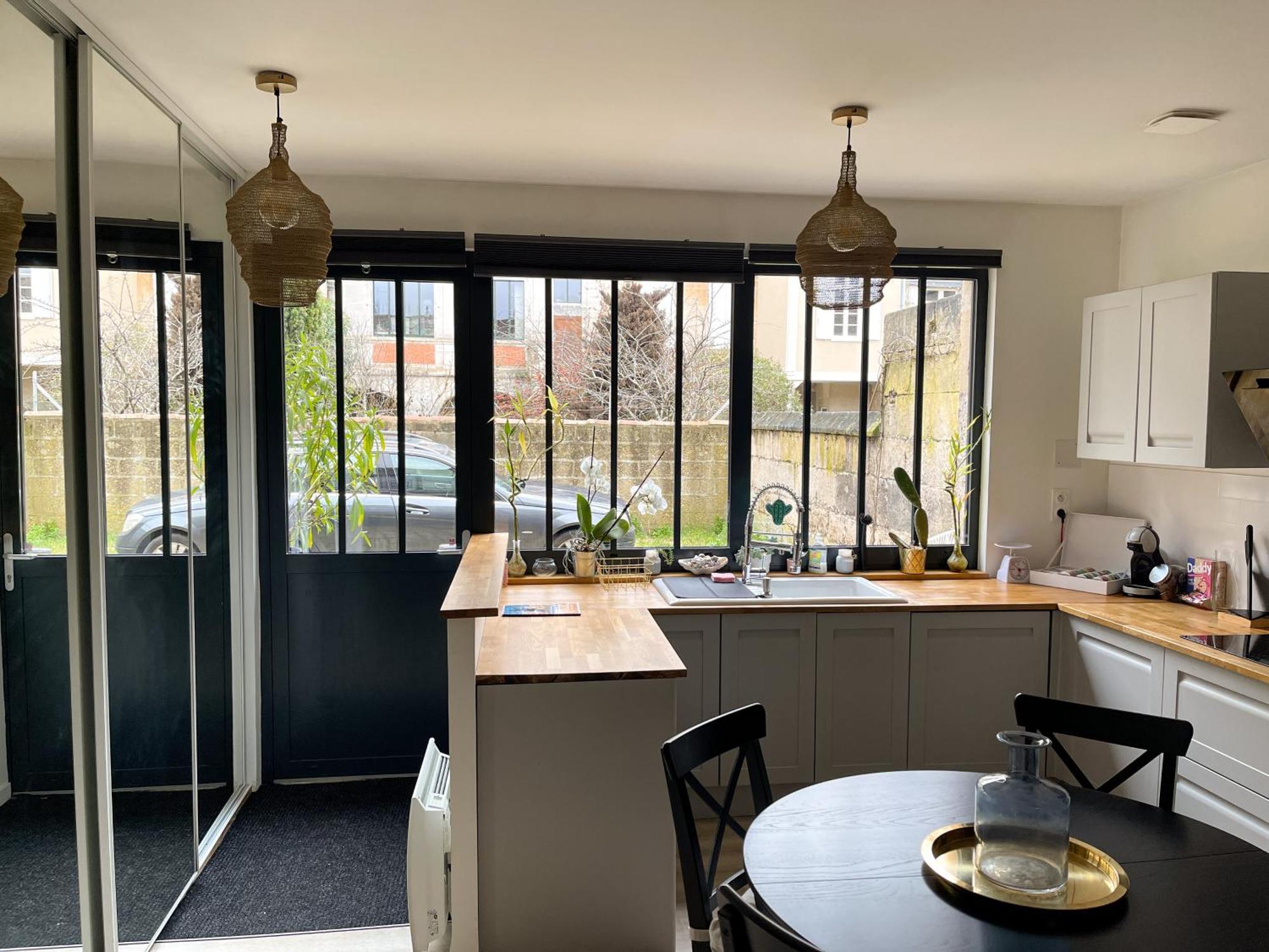 Maison + Parking Prive Au Coeur Angouleme 60M2 Extérieur photo