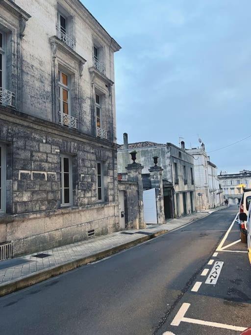 Maison + Parking Prive Au Coeur Angouleme 60M2 Extérieur photo