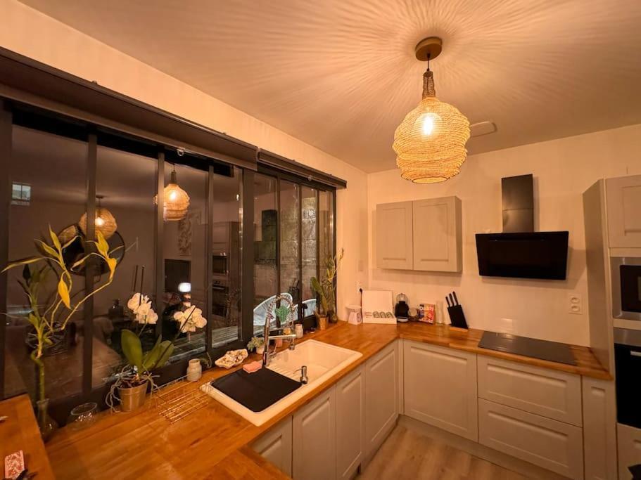 Maison + Parking Prive Au Coeur Angouleme 60M2 Extérieur photo