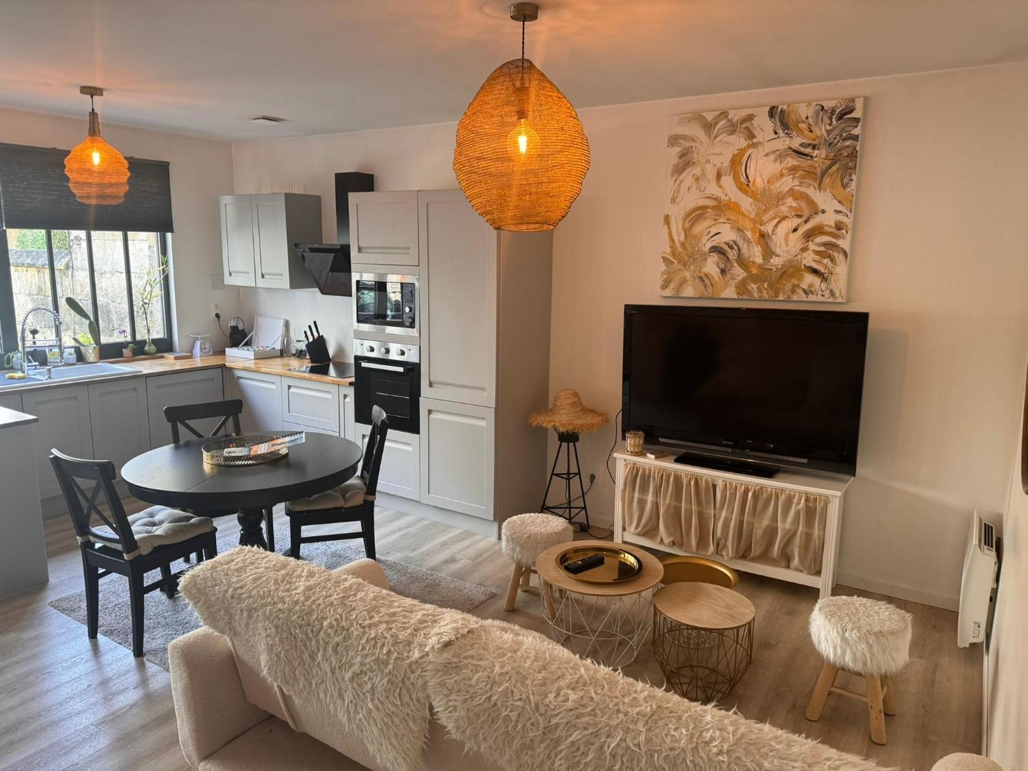 Maison + Parking Prive Au Coeur Angouleme 60M2 Extérieur photo