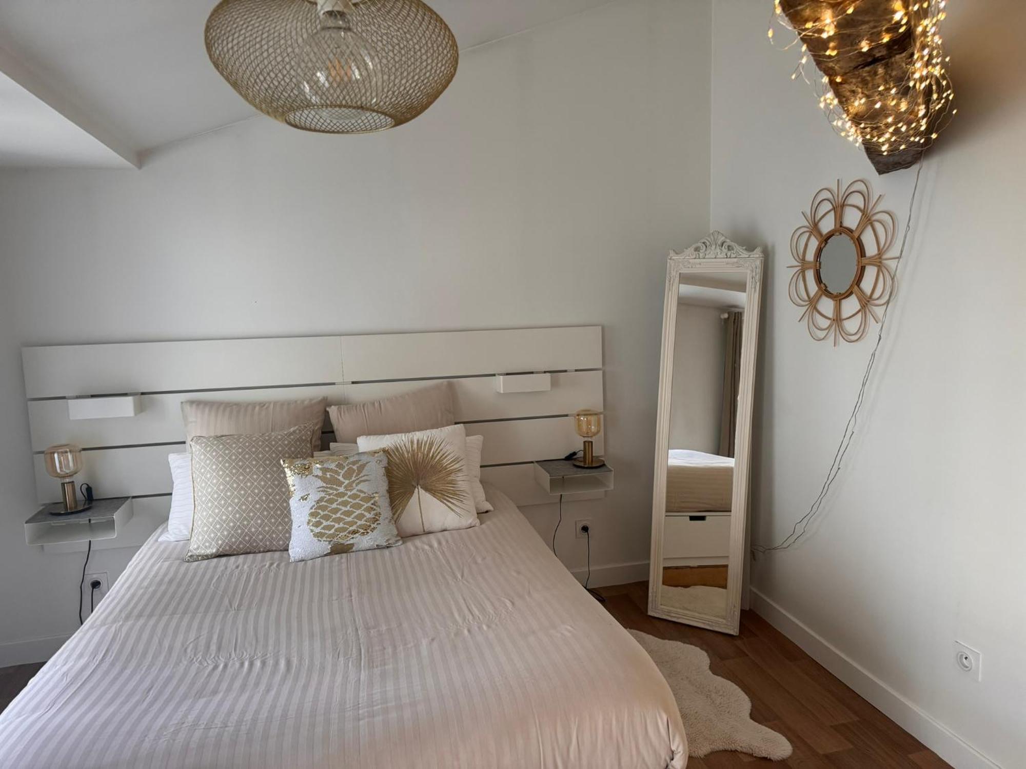 Maison + Parking Prive Au Coeur Angouleme 60M2 Extérieur photo